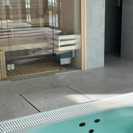 Nadmorski Z Dostepem Do Basenu, Sauny, Jacuzzi I Ogrodkiem Przy Plazy 114 *